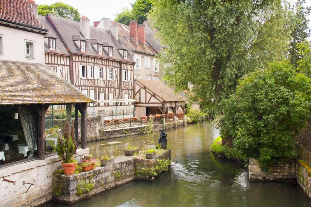 L'Atelier Des Bords De L'Eure Apartment ชาร์ตร ภายนอก รูปภาพ